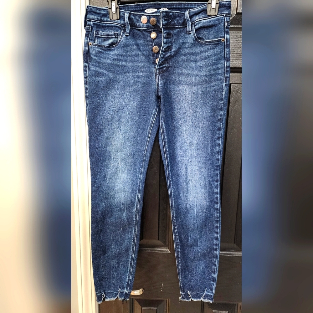 OLD NAVY SIZE 6/28 ROCK STAR SUPER SKINNY JEANS ANKLE MID RISE